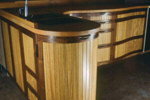 small-kitchen-design-ideas-sustainable-2_curve